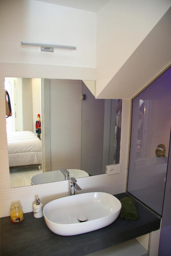 En Suite Bedroom Blue Moon Piano di Sorrento Exteriör bild